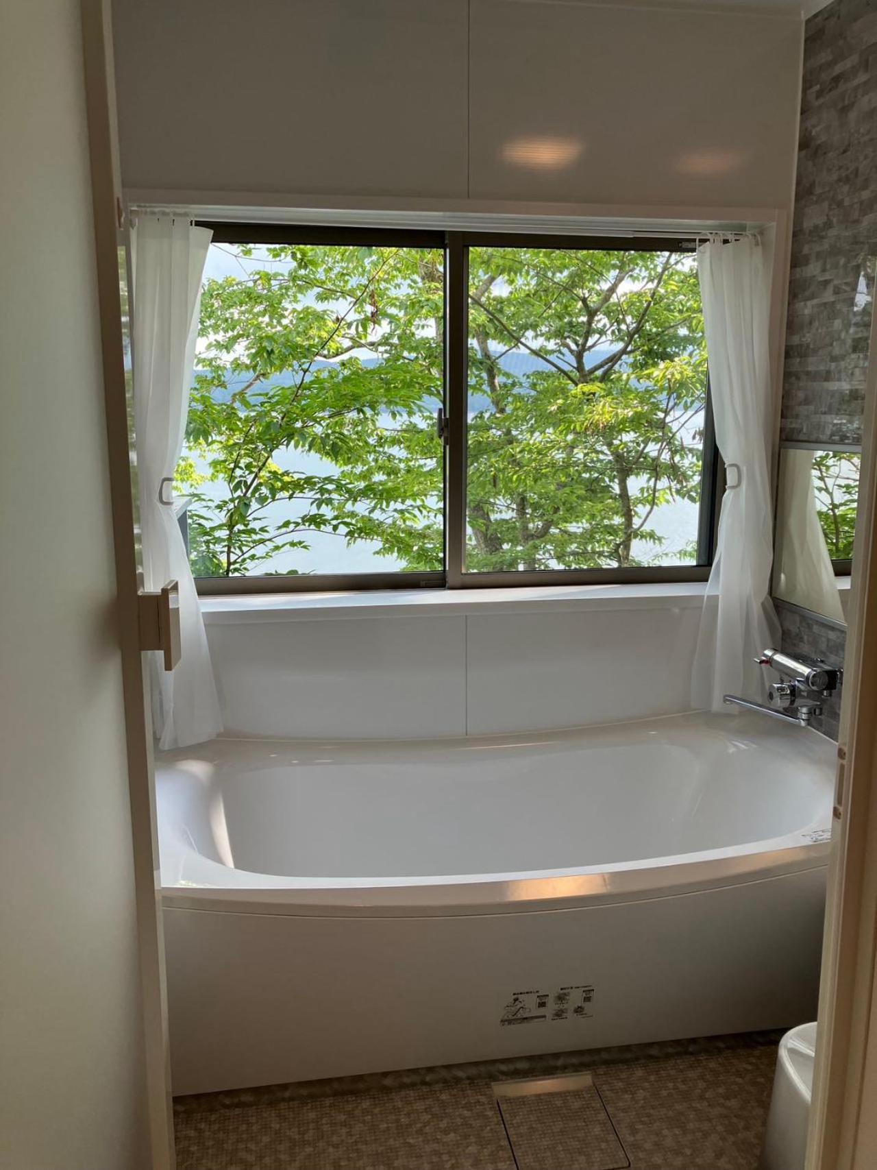 Villa Away From Noise,View Fuji Mt In The Designer House Yamanakako Exterior foto